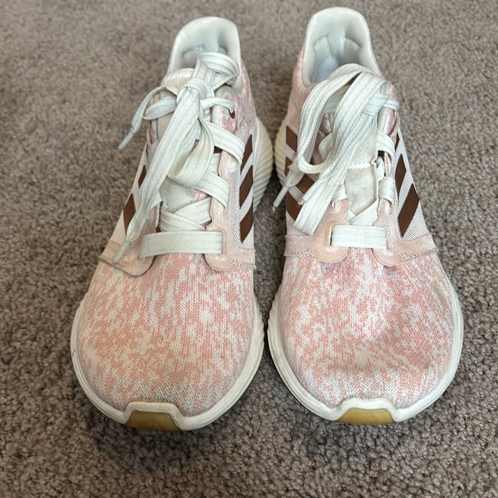 Adidas Womens Edge Lux 3 Running Shoes - Picture 3 of 3